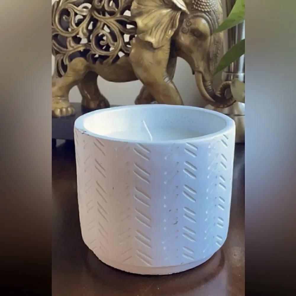 Ceramic Candle with Etched Angular Designs Throughout (Very Large Candle!)